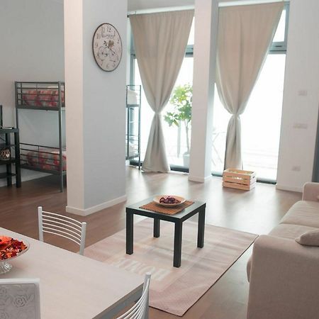 Red Line Apartments Milano Εξωτερικό φωτογραφία