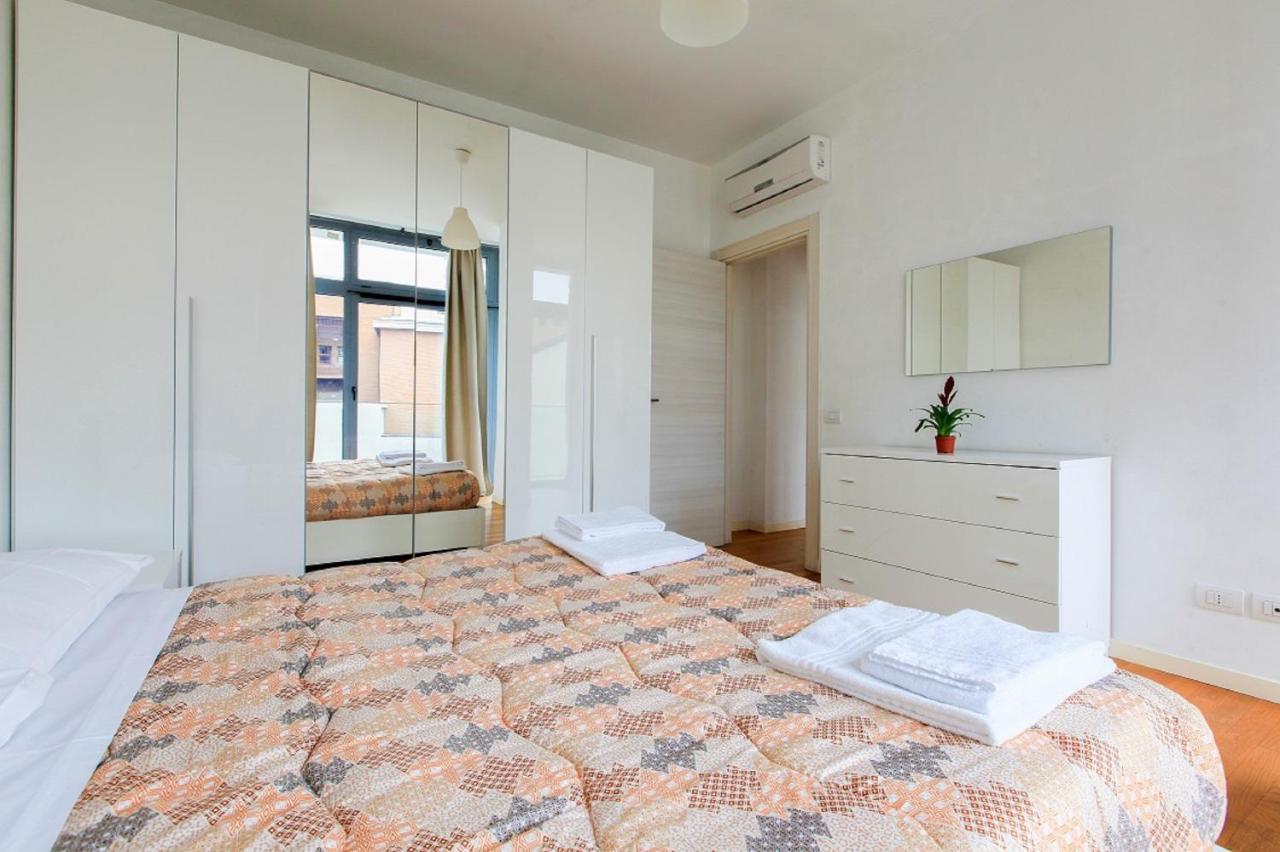 Red Line Apartments Milano Εξωτερικό φωτογραφία