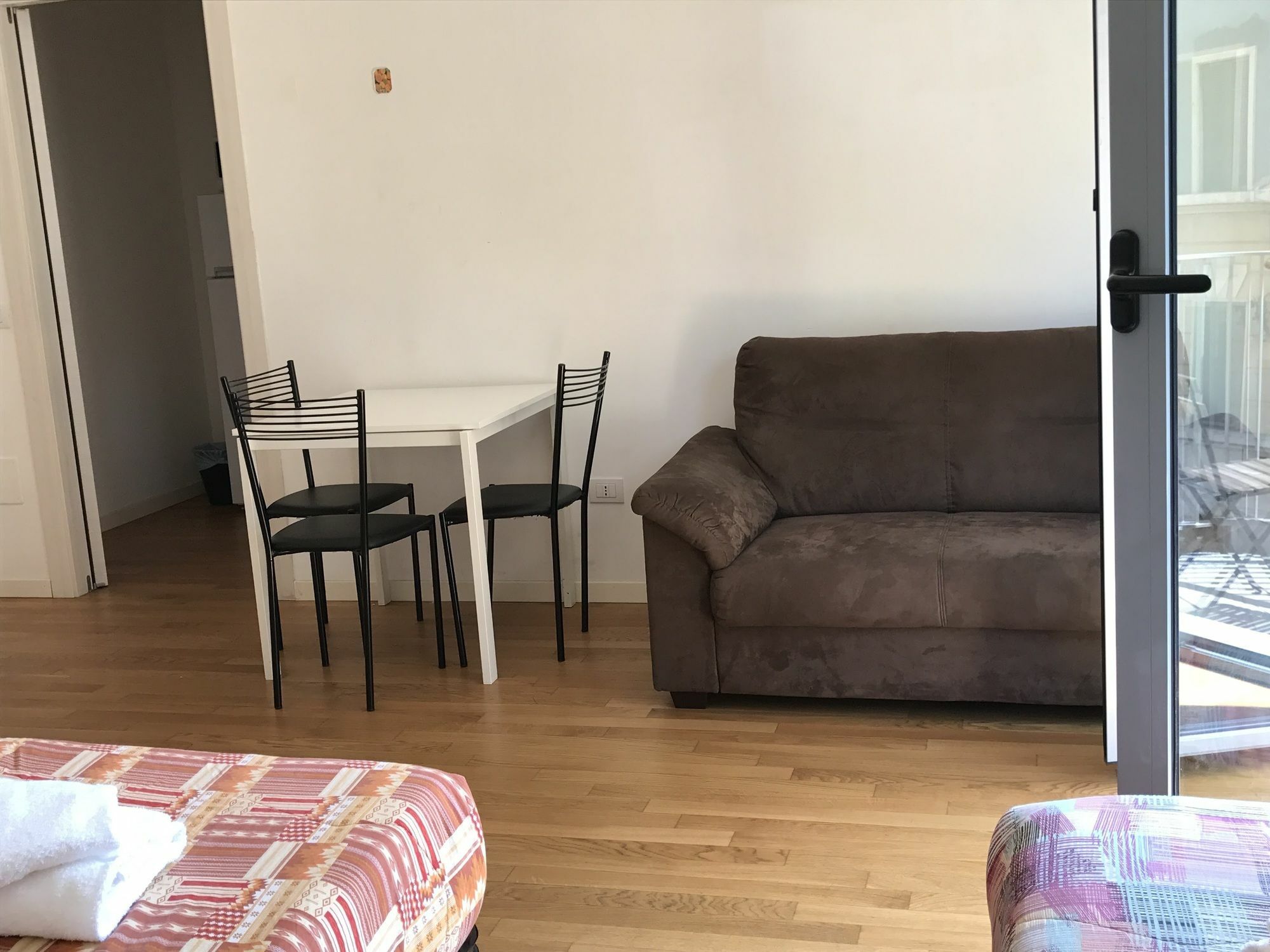 Red Line Apartments Milano Εξωτερικό φωτογραφία
