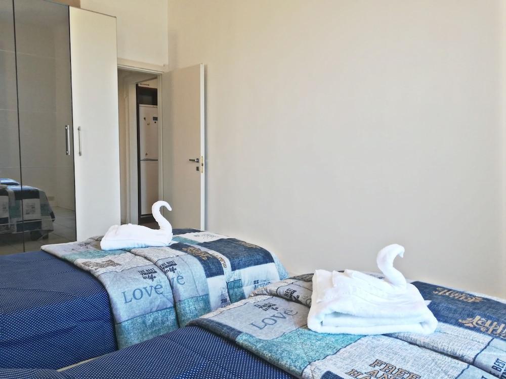 Red Line Apartments Milano Εξωτερικό φωτογραφία
