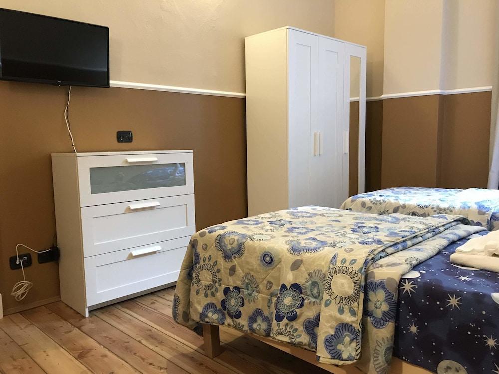 Red Line Apartments Milano Εξωτερικό φωτογραφία