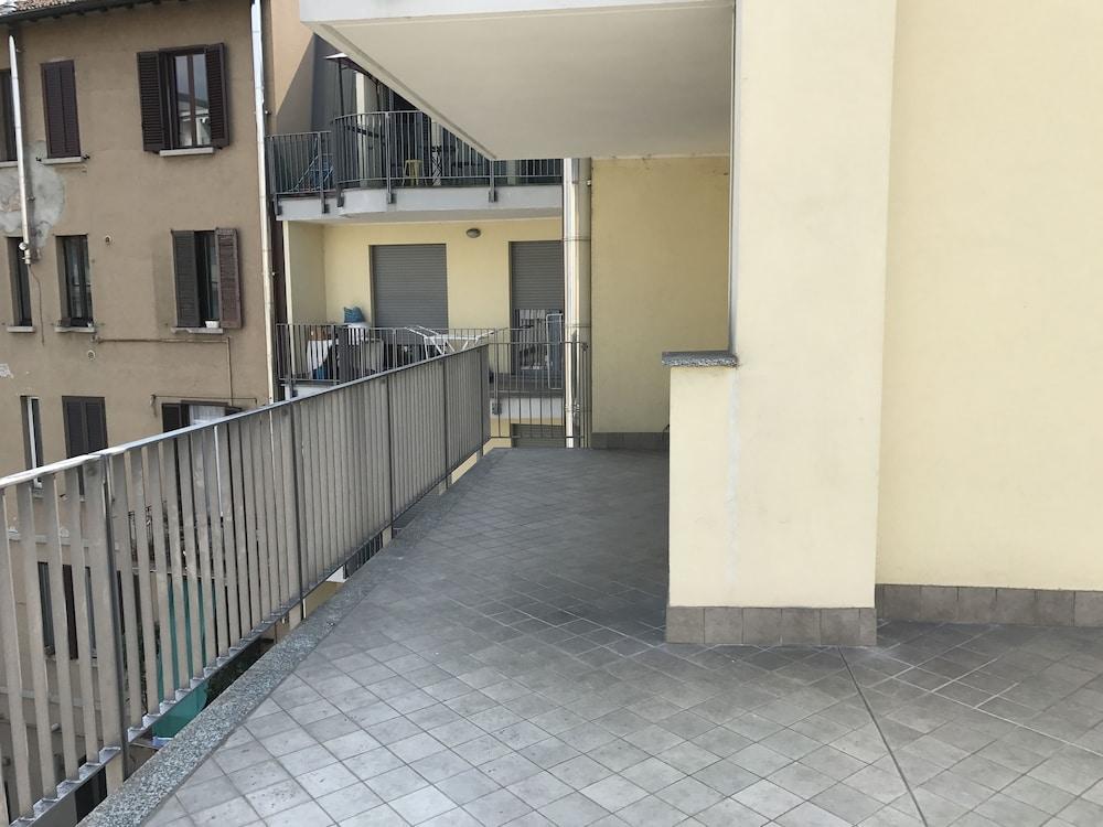 Red Line Apartments Milano Εξωτερικό φωτογραφία